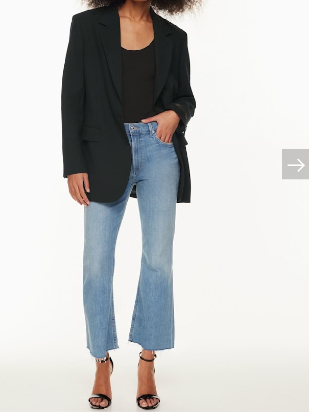 Citizens of Humanity Isola Mid Rise jeans with a cropped/bootcut leg, size 23